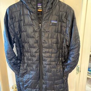 Patagonia Black Quilted Hooded Puffer Jacket